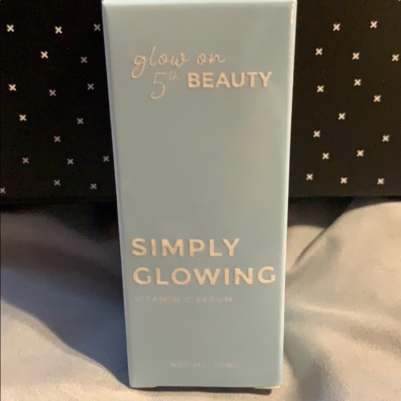 glow on 5th vitamin c serum